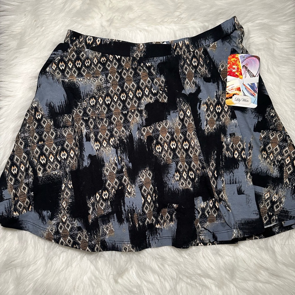 NEW! Nordstrom: Lily White A-Line Skirt Size Medium